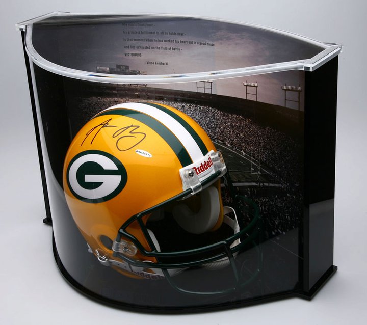 Upper Deck Curve Sports Memorabilia Display Guide 7