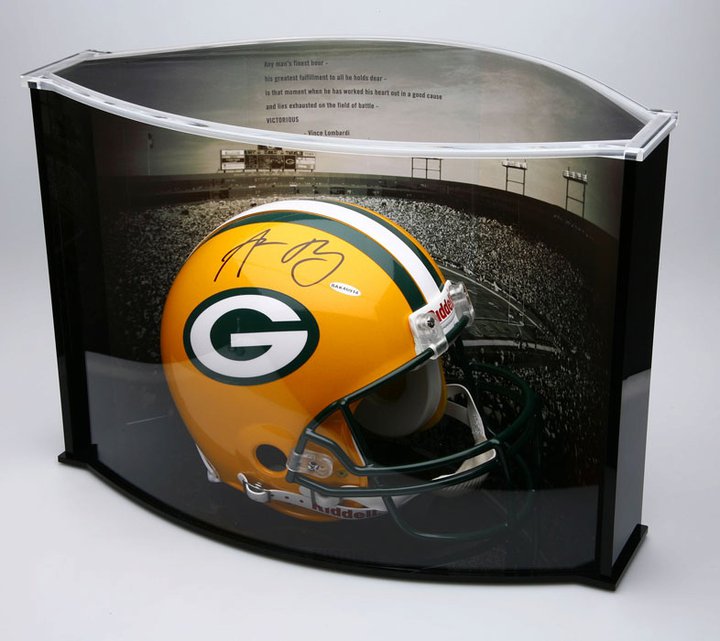 Upper Deck Curve Sports Memorabilia Display Guide 4